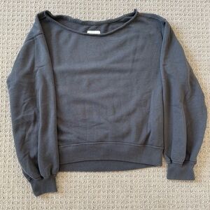 Abercrombie relaxed neck cropped gray sweater S